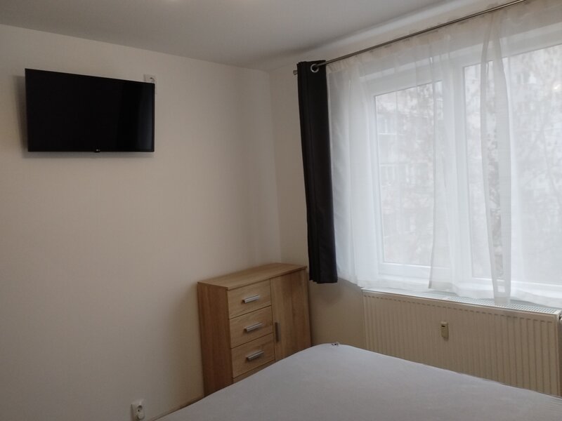 Piata Matei Ambrozie,